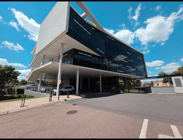 BUSINESS PROPERTY TO RENT IN MENLYN